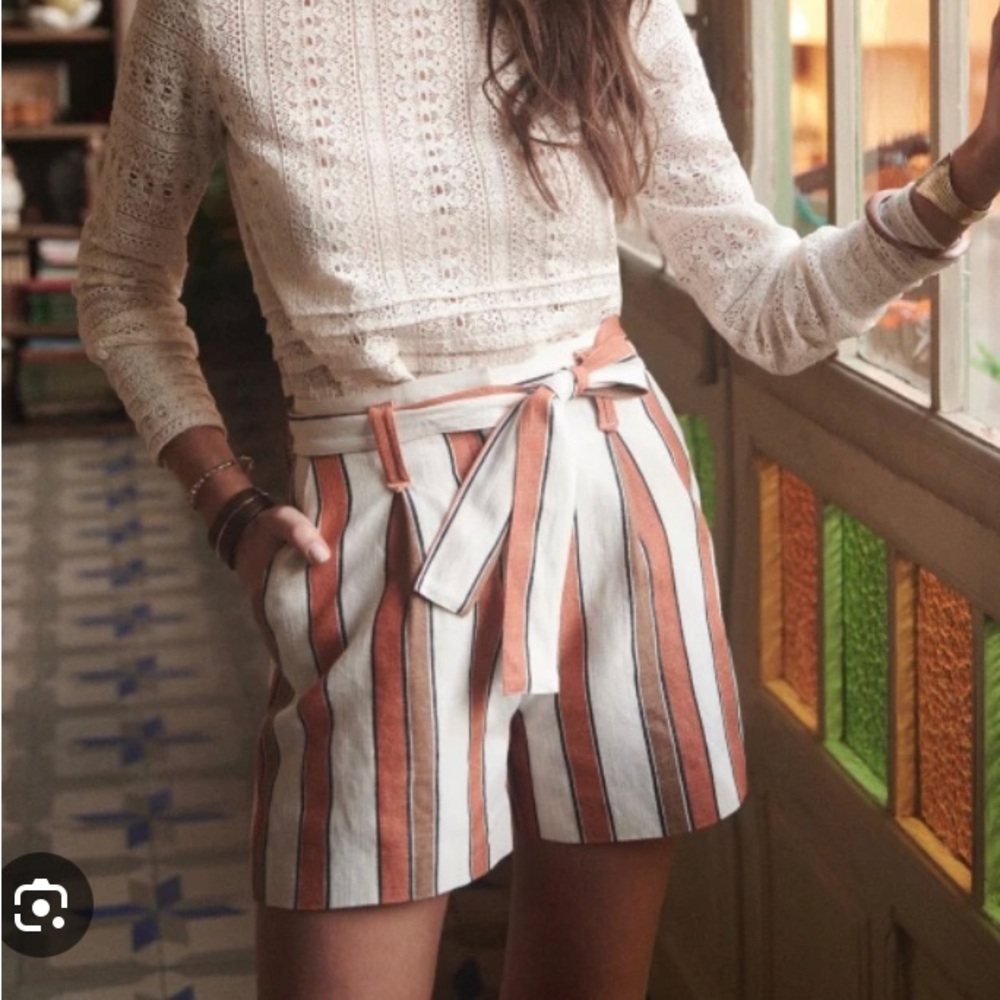 Striped Tie-Waist Women’s Shorts — White & Rust